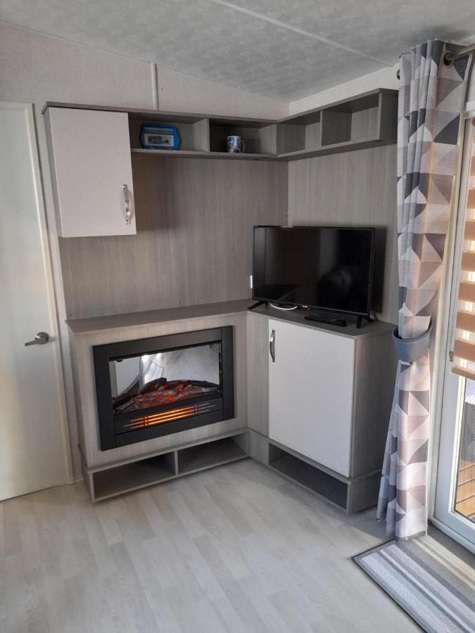 Le Mobile Home Le Victory Situe Au Camping Le Rio Нуаєль-сюр-Мер Екстер'єр фото